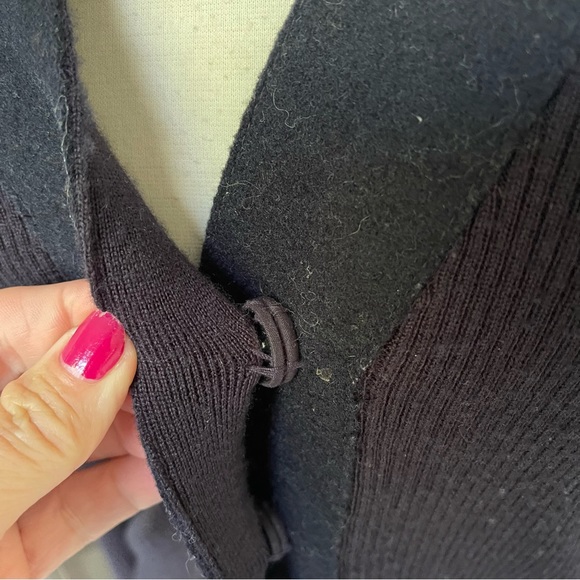 Tory Burch navy 100% wool cardigan with jeweled collar size small - Picture 8 of 9